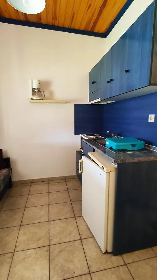 Blue Village Toroni Apartment